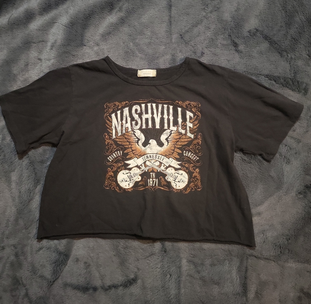 Altar'd State Nashville Graphic Tee - Charcoal